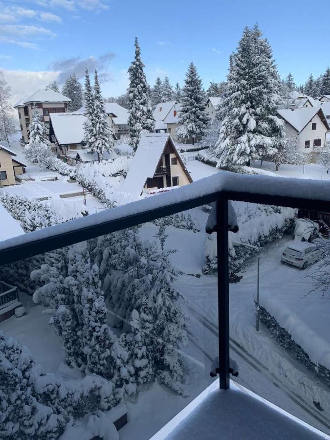 Apartmani Oktobar 06 Zlatibor Eksteriør billede