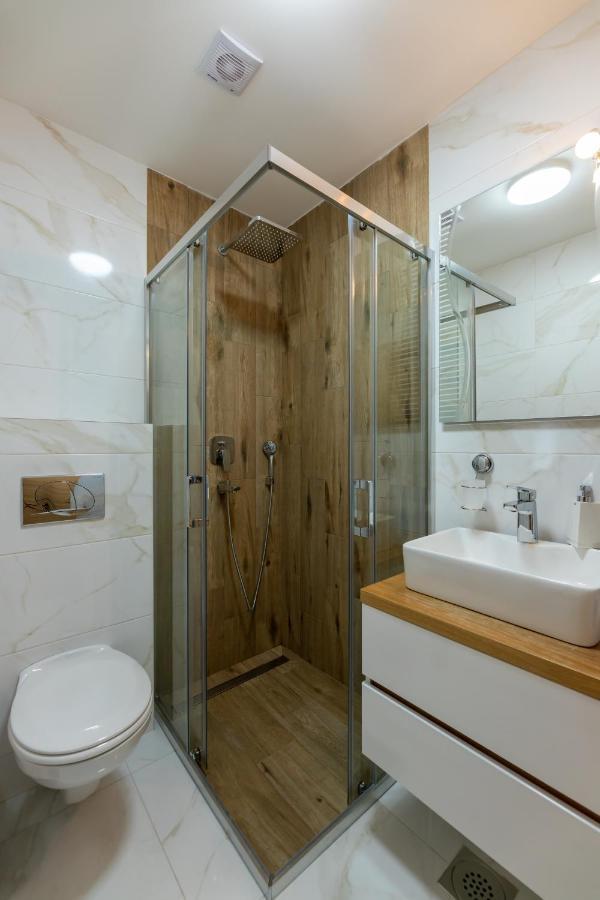 Apartmani Oktobar 06 Zlatibor Eksteriør billede